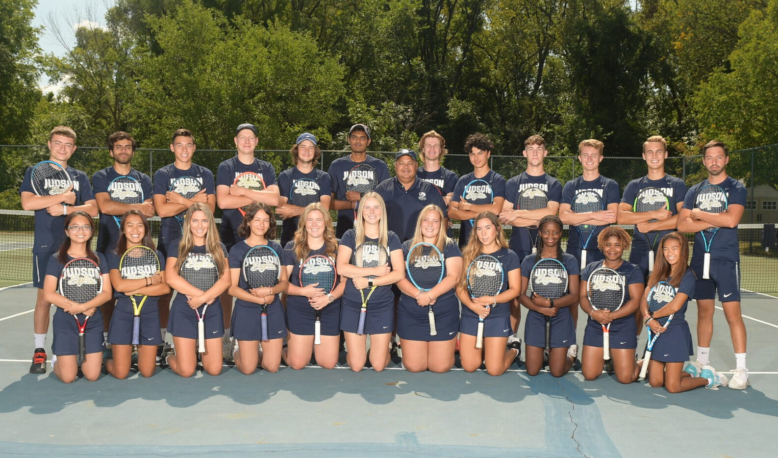 Judson Tennis Team Awarded Community Service Award Campus News Judson University